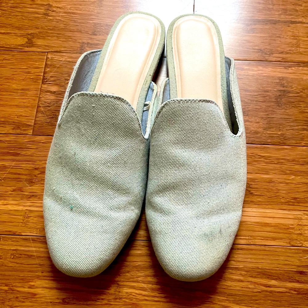 Light Blue Gap Flat Loafers Slides Size 9